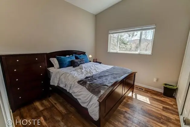 Ev (4 Bedrooms)
