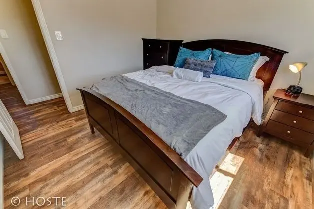 Ev (4 Bedrooms)