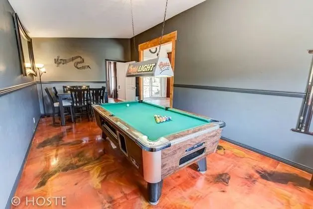 Ev (4 Bedrooms)