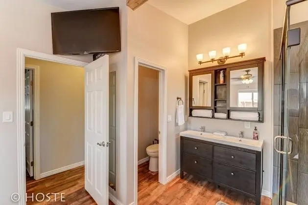 Ev (4 Bedrooms)