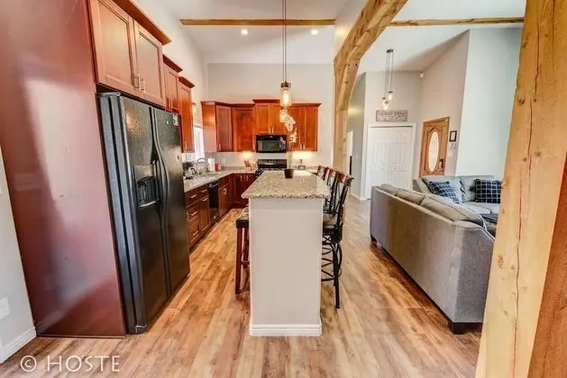 Ev (4 Bedrooms)
