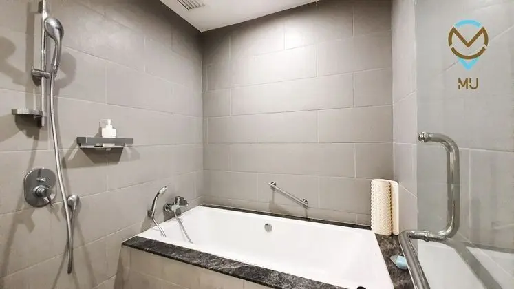 Executive Stüdyo Süit, Balkon