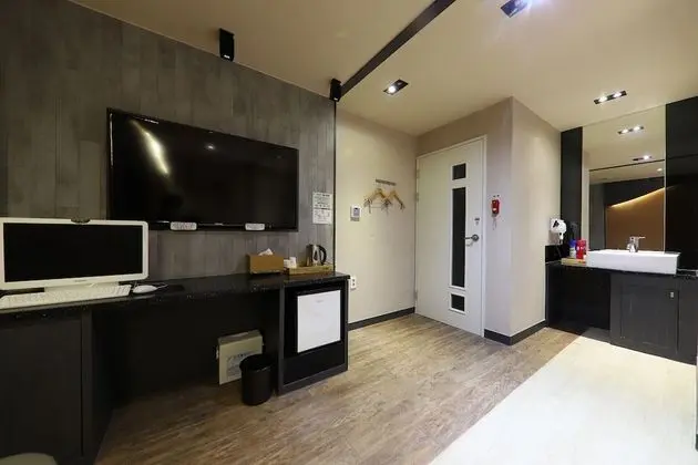 Standard Tek Büyük Yataklı Oda, Şehir Manzaralı