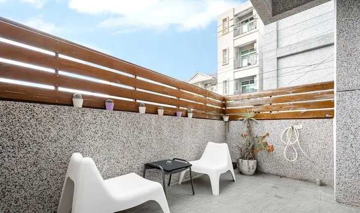 Tek Büyük Yataklı Oda, Balkon