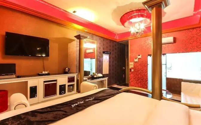 Oda (Drive-in-Standard Room)