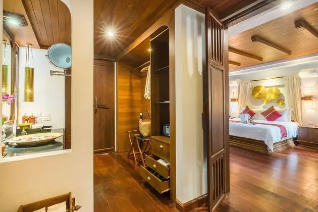 Grand Suite, Pool View