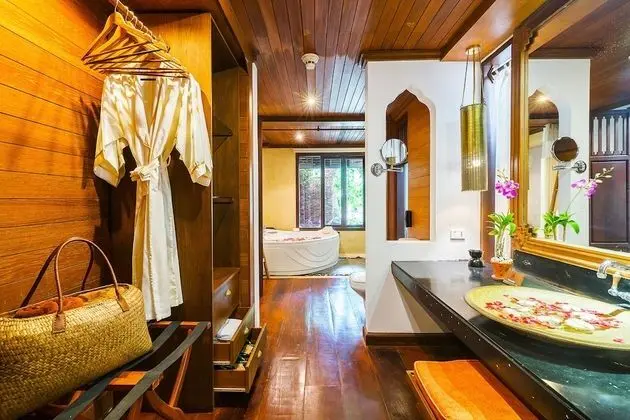 Grand Suite, Pool View