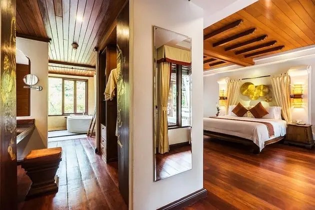 Royal Suite, Garden View