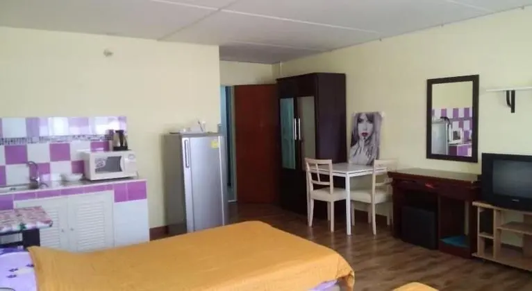 Standard Room (C5/C8/C9 Building)