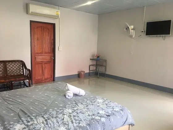 Standard Tek Büyük Yataklı Oda
