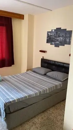 2 kisilik . Klimali . Balkonlu