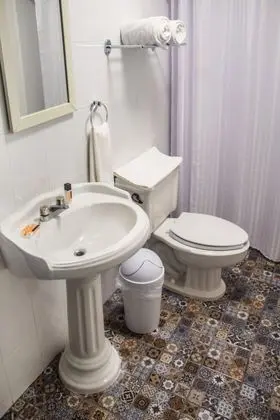 Tek Büyük Yataklı Oda, 1 Çift Kişilik Yatak