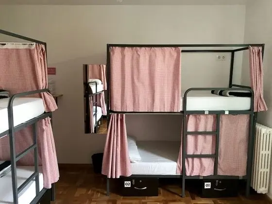 Ortak Ranzalı Oda, Karma Ranzalı Oda (1 bed in a 8-Bed Dormitory Room)