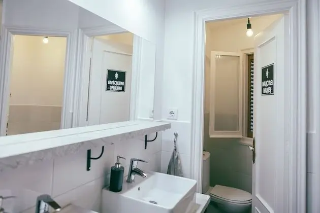 Ortak Ranzalı Oda, Karma Ranzalı Oda (1 bed in a 8-Bed Dormitory Room)