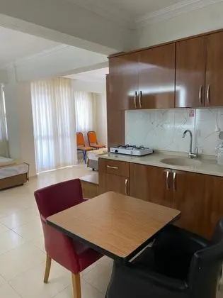 Apart Oda, Bahçe Manzaralı, Havuzlu