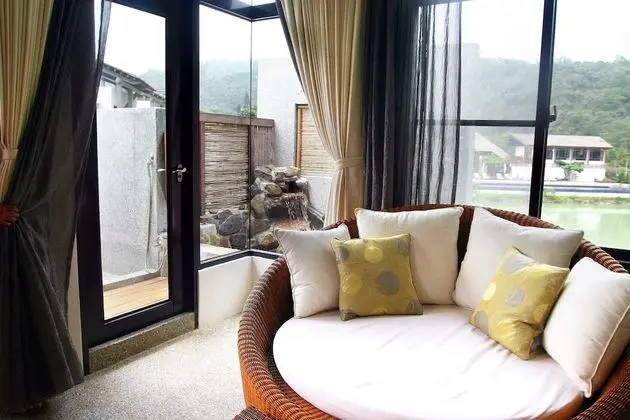 Honeymoon Villa, Göl Manzaralı