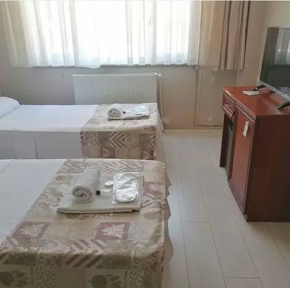 Basic İki Ayrı Yataklı Oda