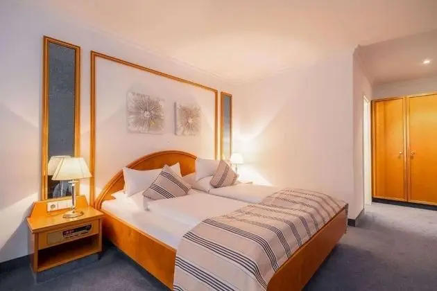 Standard Tek Büyük Yataklı Oda, 1 Çift Kişilik Yatak ve Çekyat