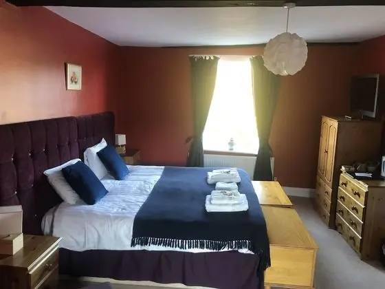 Tek Büyük veya İki Ayrı Yataklı Oda (The Rose Room)