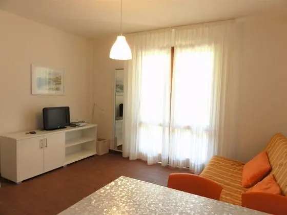 Apart Daire, 2 Yatak Odası (C30105)