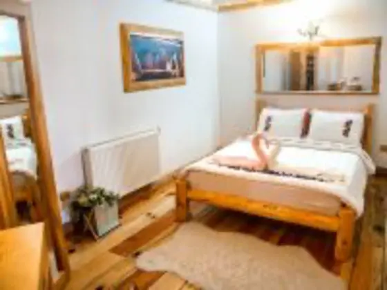 Suite, Havuz Manzaralı
