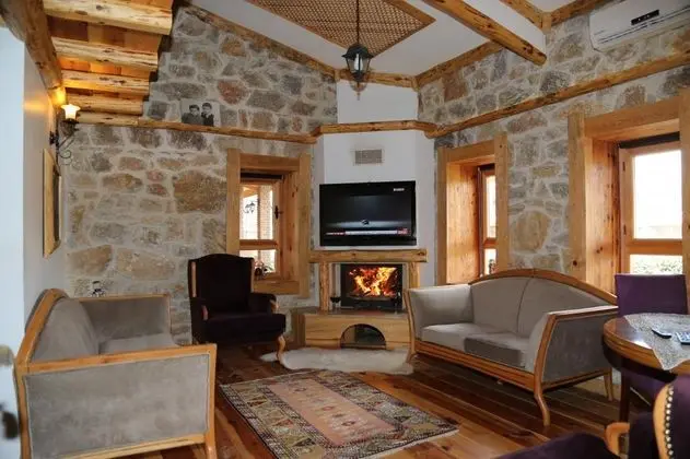 Suite, Havuz Manzaralı