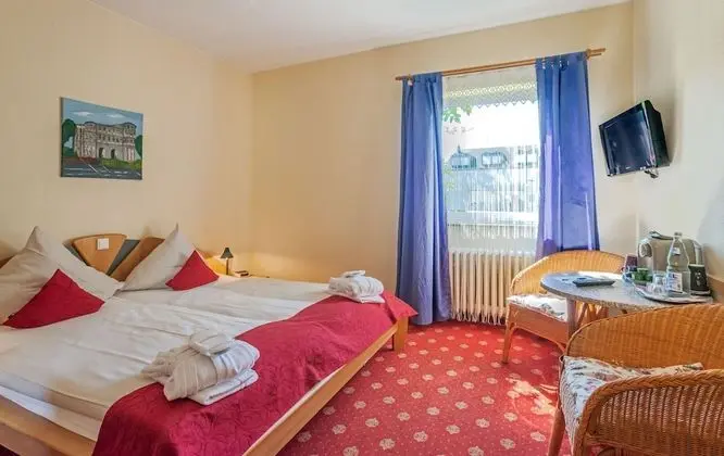 Comfort Tek Büyük Yataklı Oda