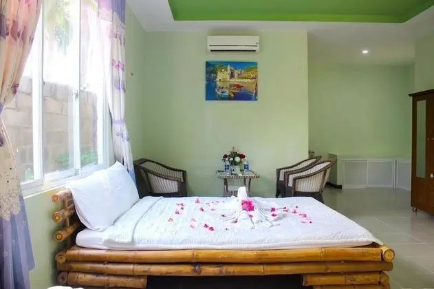 Bungalov, Bahçe Manzaralı
