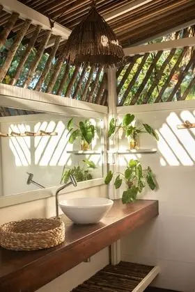 DELUX ROOM WITH SIDE SEA VIEW