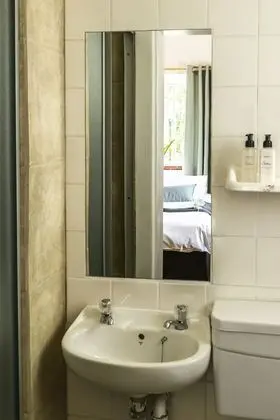 Standard Oda, Özel Banyo