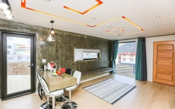 Oda (Room in the Heart No 102)