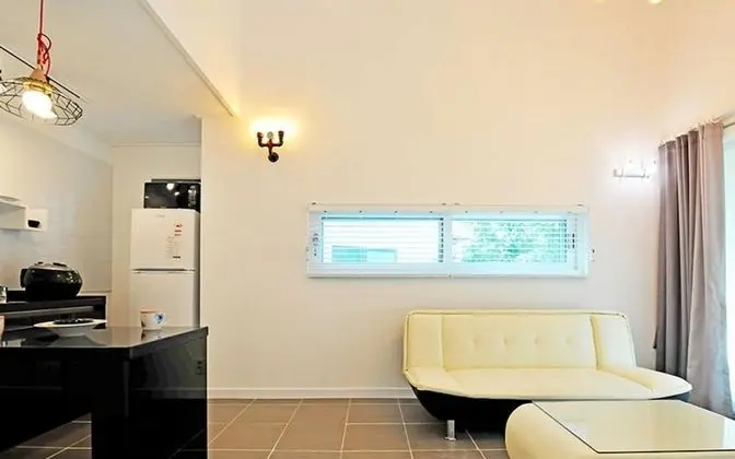 Oda (Fourth day (duplex))