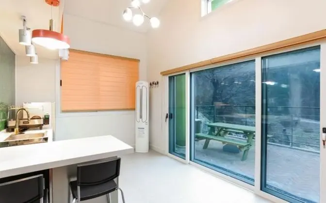 Oda (Barley (multiple floors pet companion)