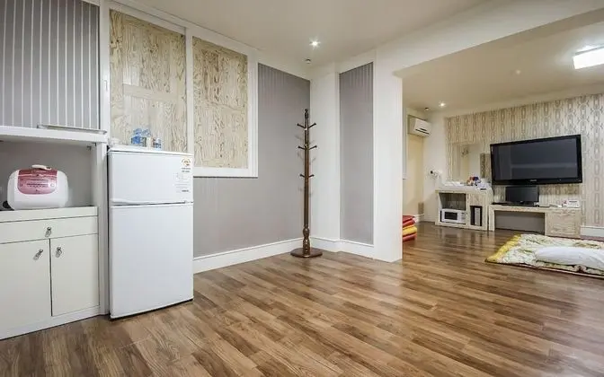 Oda (Ondol large room)