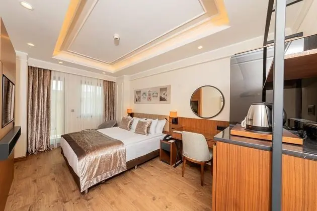 Standart Oda, Şehir Manzaralı