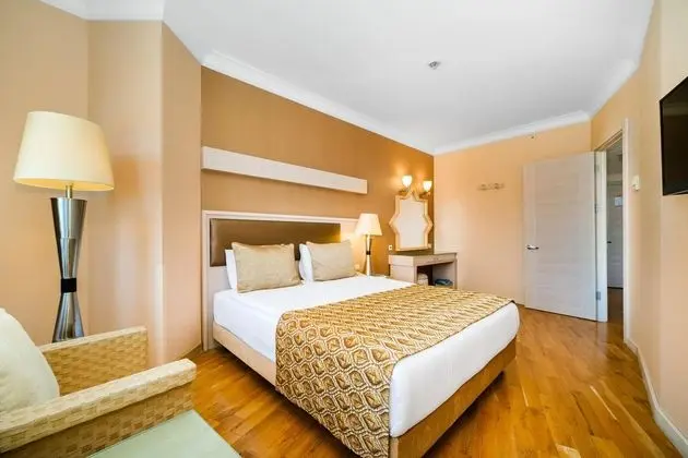 https://images.etstur.com/files/images/hotelImages/TR/98380/l/Mukarnas-Spa-Resort-Oda-396039.jpg