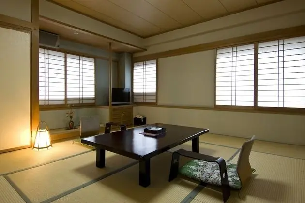 Traditional Oda, Sigara İçilmez (Futon Bed & Shared Hot Spring Access)