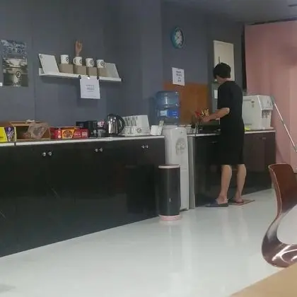Ortak Ranzalı Oda, Sadece kadınlar için