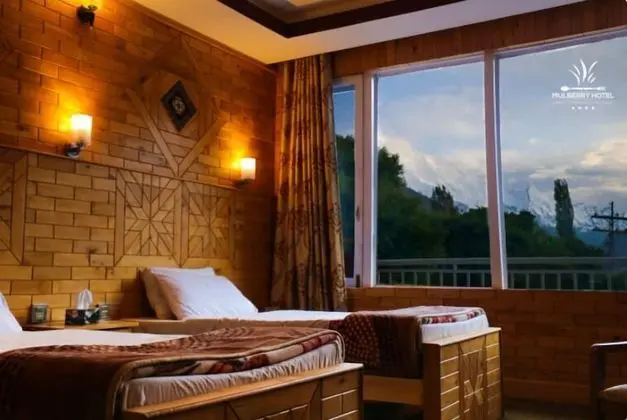 Deluxe Üç Kişilik Oda