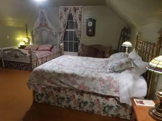 Romantic Tek Büyük Yataklı Oda