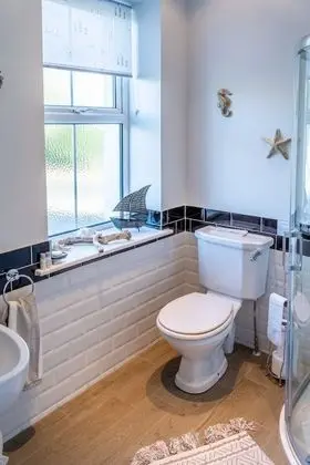 Deluxe Tek Büyük Yataklı Oda, Banyolu/Duşlu, Bahçe Manzaralı
