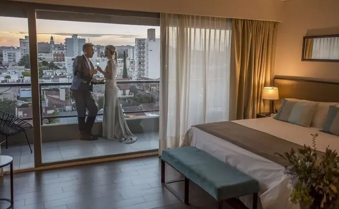 Deluxe Dört Kişilik Oda