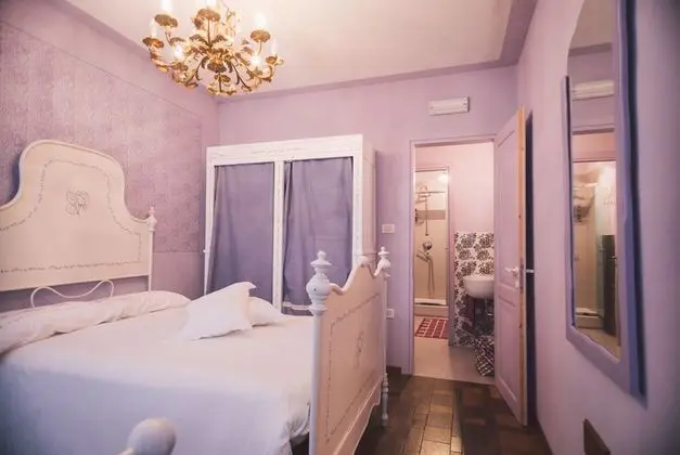 Design Tek Büyük Yataklı Oda, Balkon (Lilla)