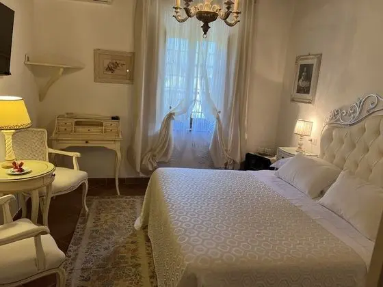 Comfort Tek Büyük Yataklı Oda