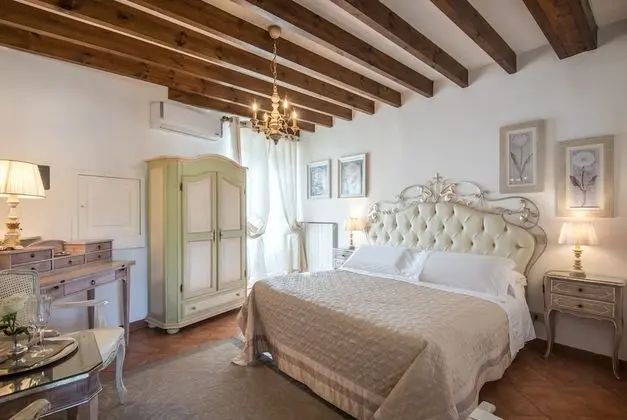 Superior Tek Büyük Yataklı Oda