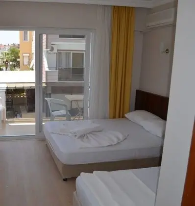 Üç Kişilik Oda
