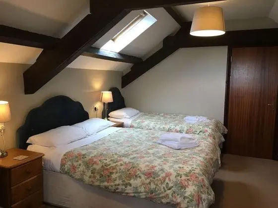 Standard Tek Büyük veya İki Ayrı Yataklı Oda (First Floor)