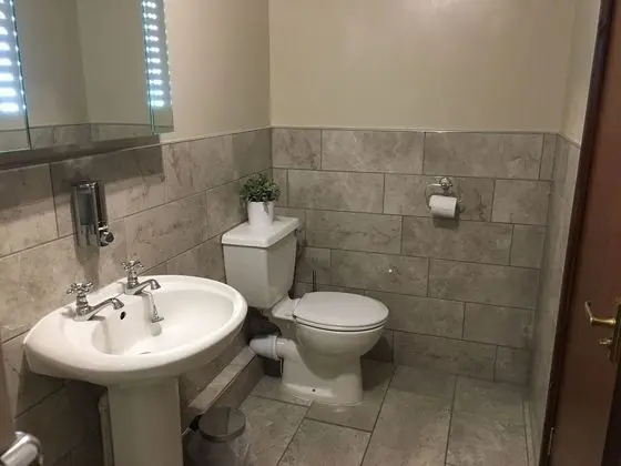 Standard Tek Büyük veya İki Ayrı Yataklı Oda (First Floor)