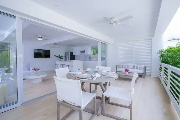 Luxury Apart Daire, 2 Yatak Odası, Havuz Manzaralı