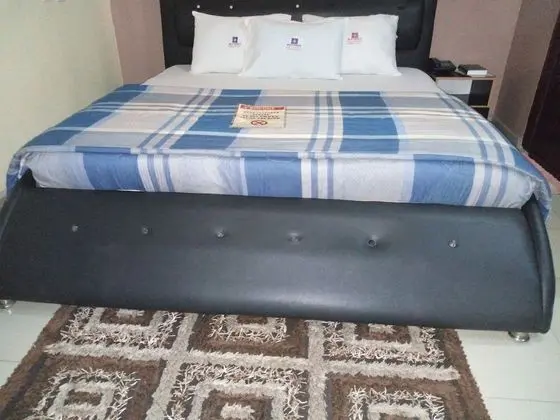 Tek Büyük Yataklı Oda (Royal 3)